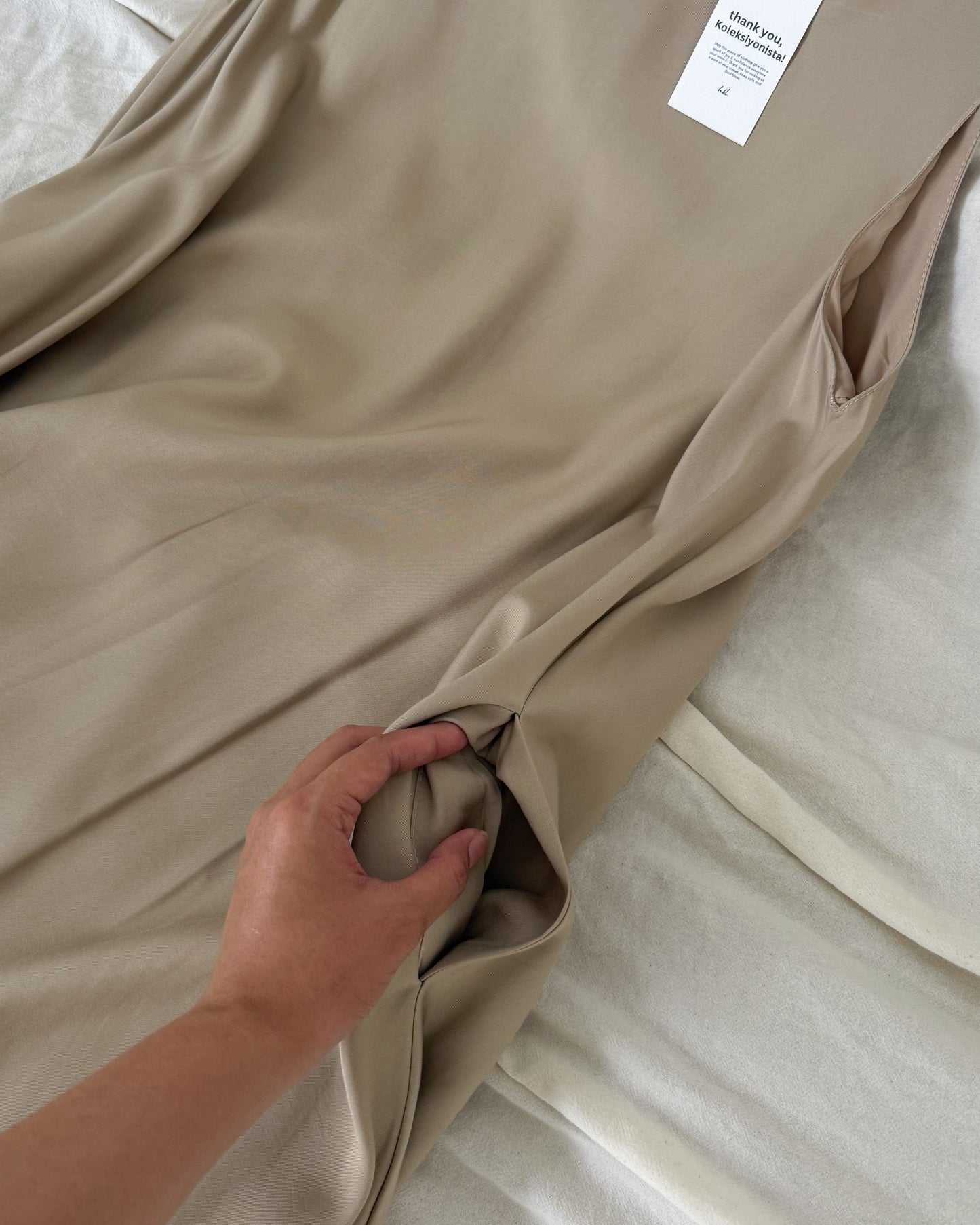 Aster Premium Bubble Hem Maxi Dress with Pockets