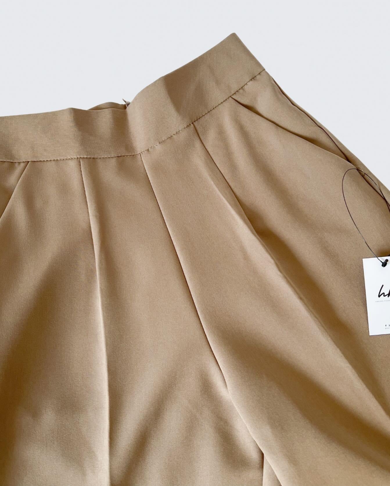 Madonna Pleated Straight Pants