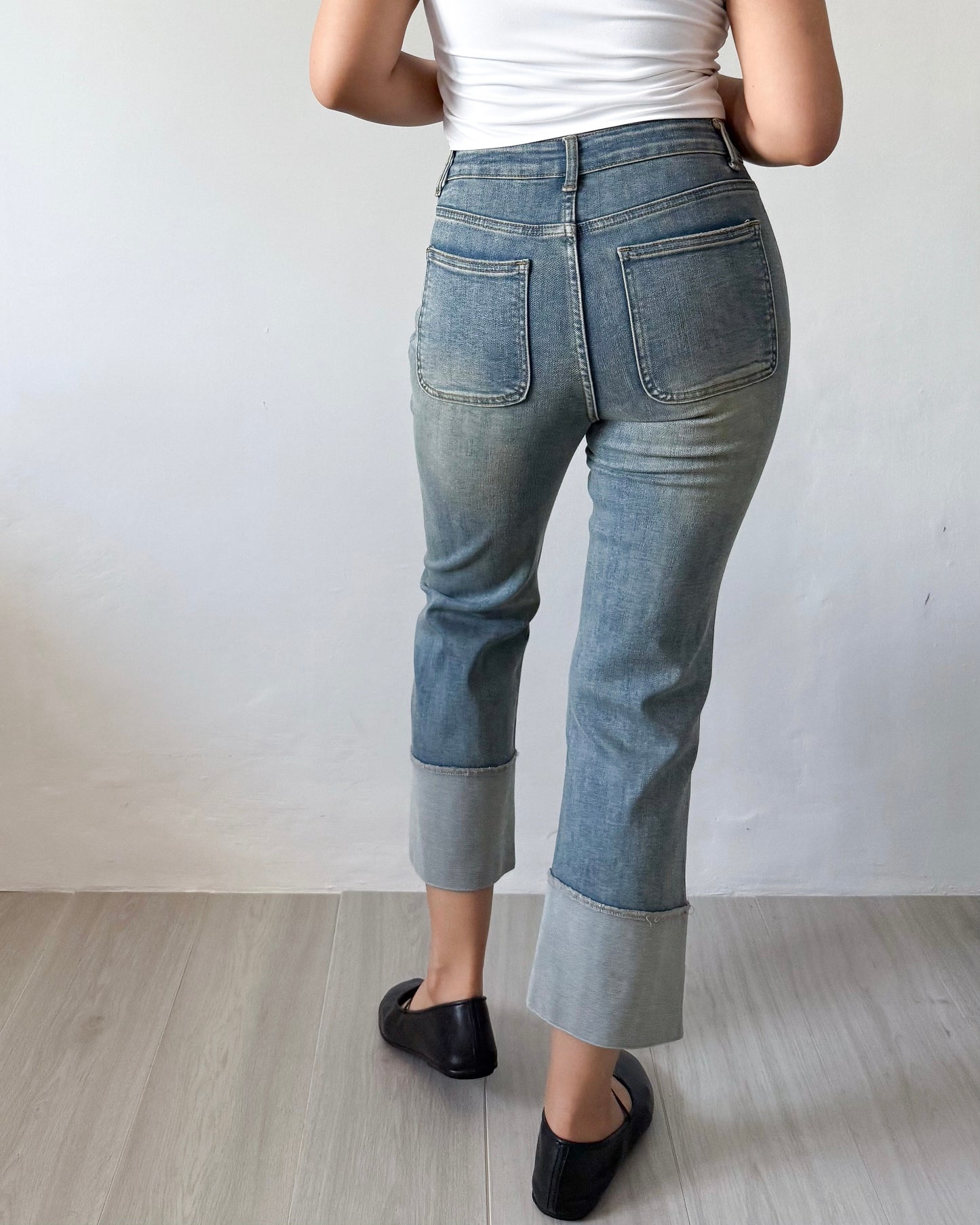 Fatima Fitted Fixed Cuff Cropped Jeans
