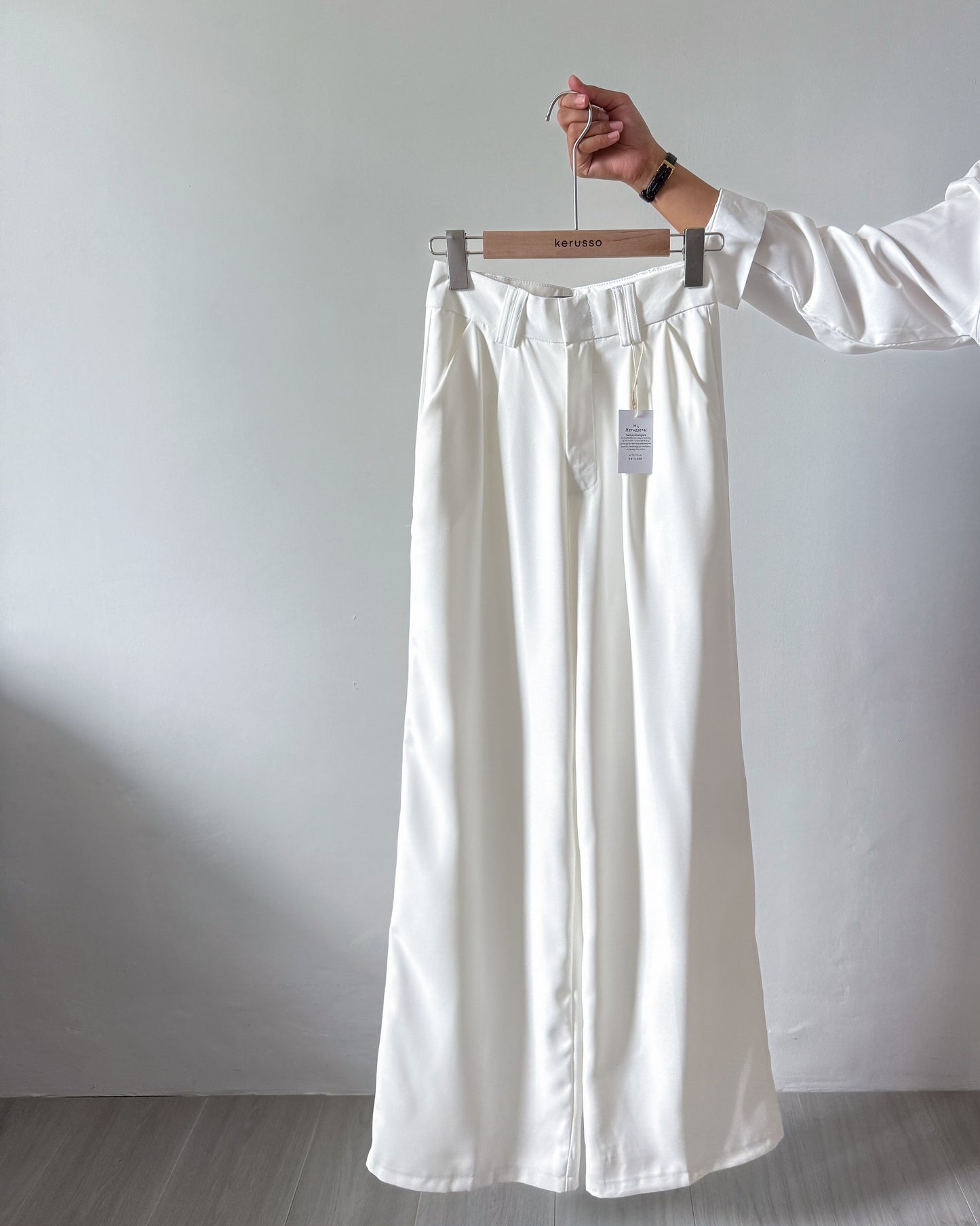 Mary Pleated Relaxed Wide Pants