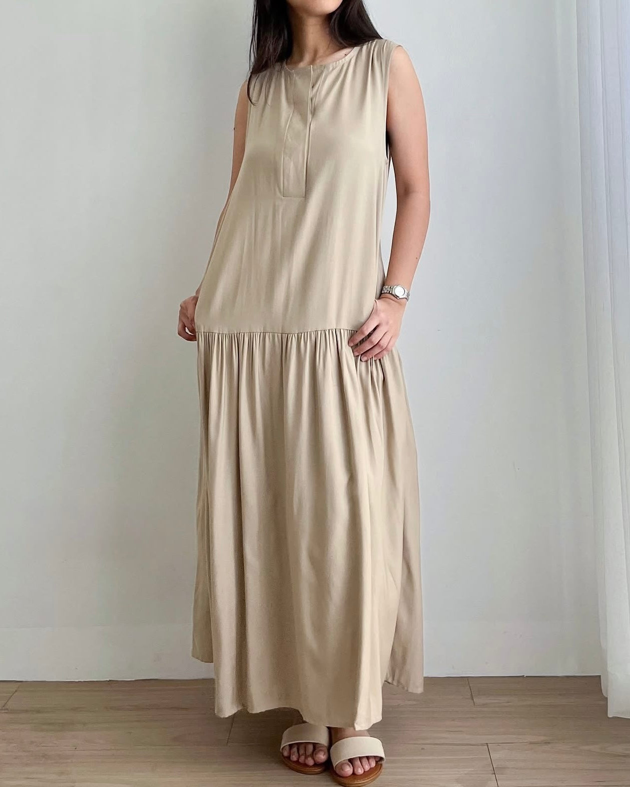 Marigold Half-button Round Neck Pleated Sleeves Dress