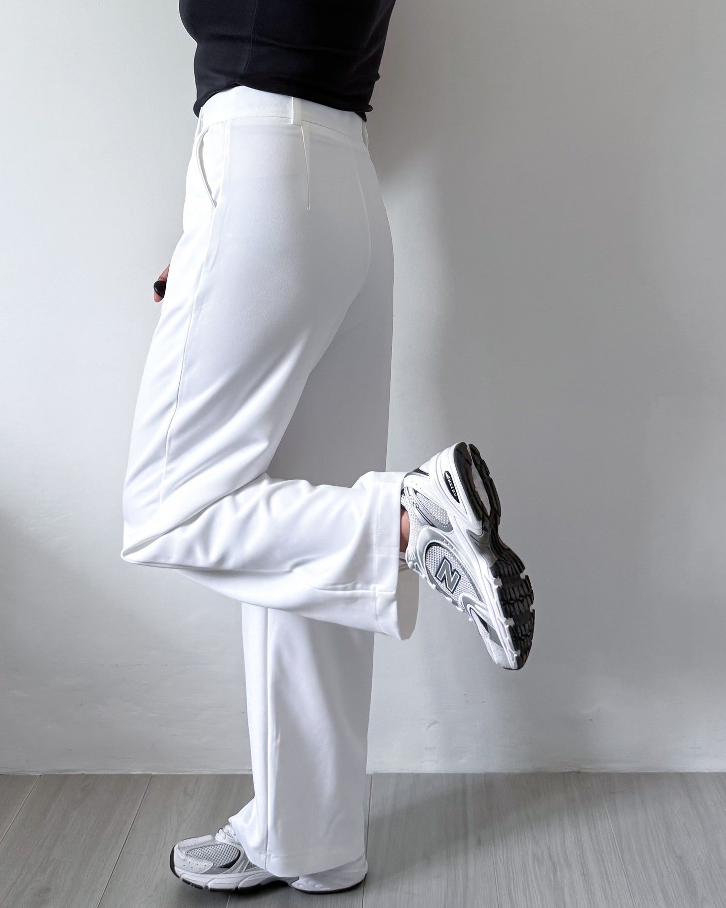 Eleanor Straight Pants