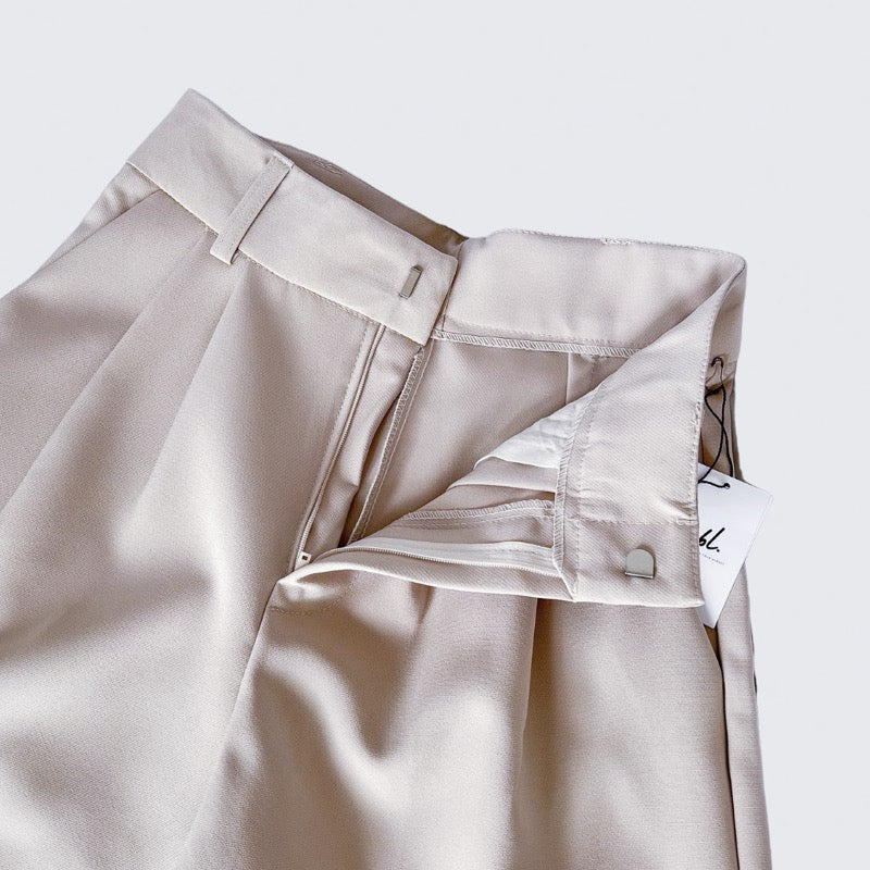 Nam Pleated Shorts