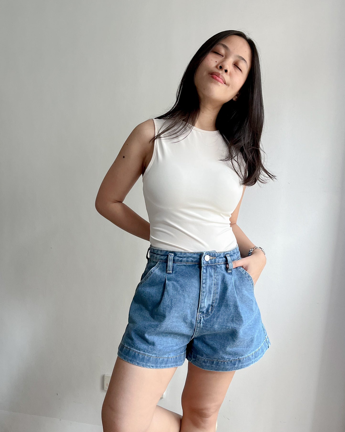 Aurora Seamless Round Neck Sleeveless Bodysuit