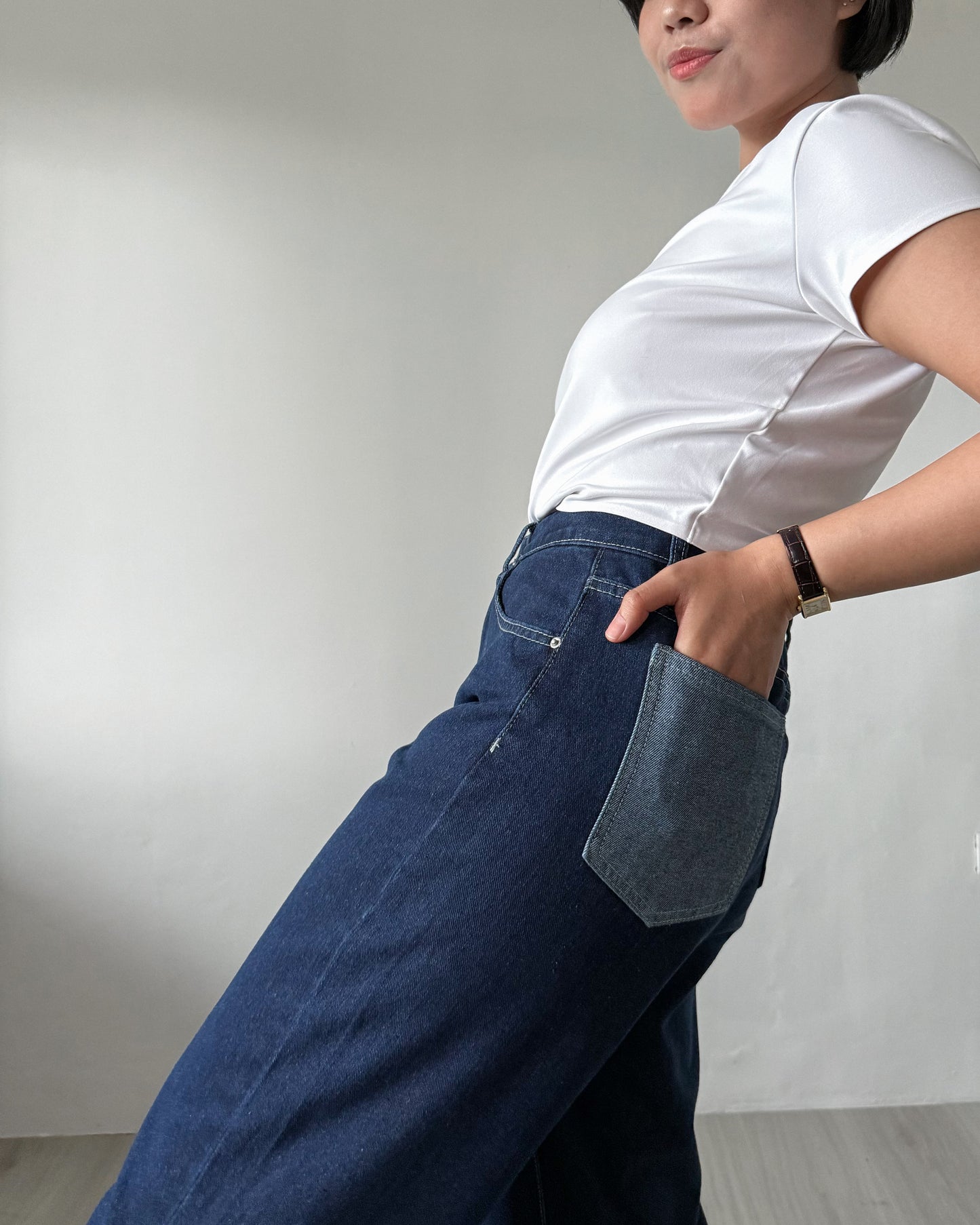 Elizabeth Wide Straight Fixed Cuff Denim Jeans