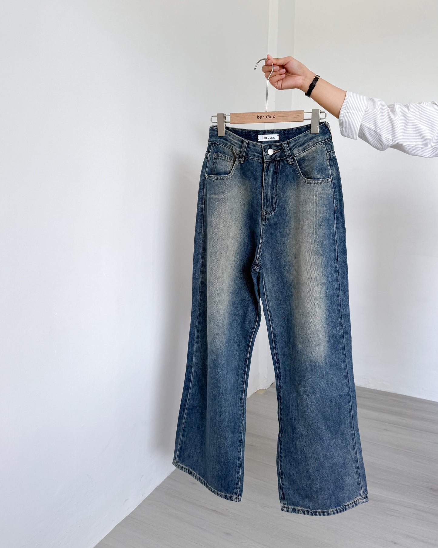 Harley Wide Straight Jeans