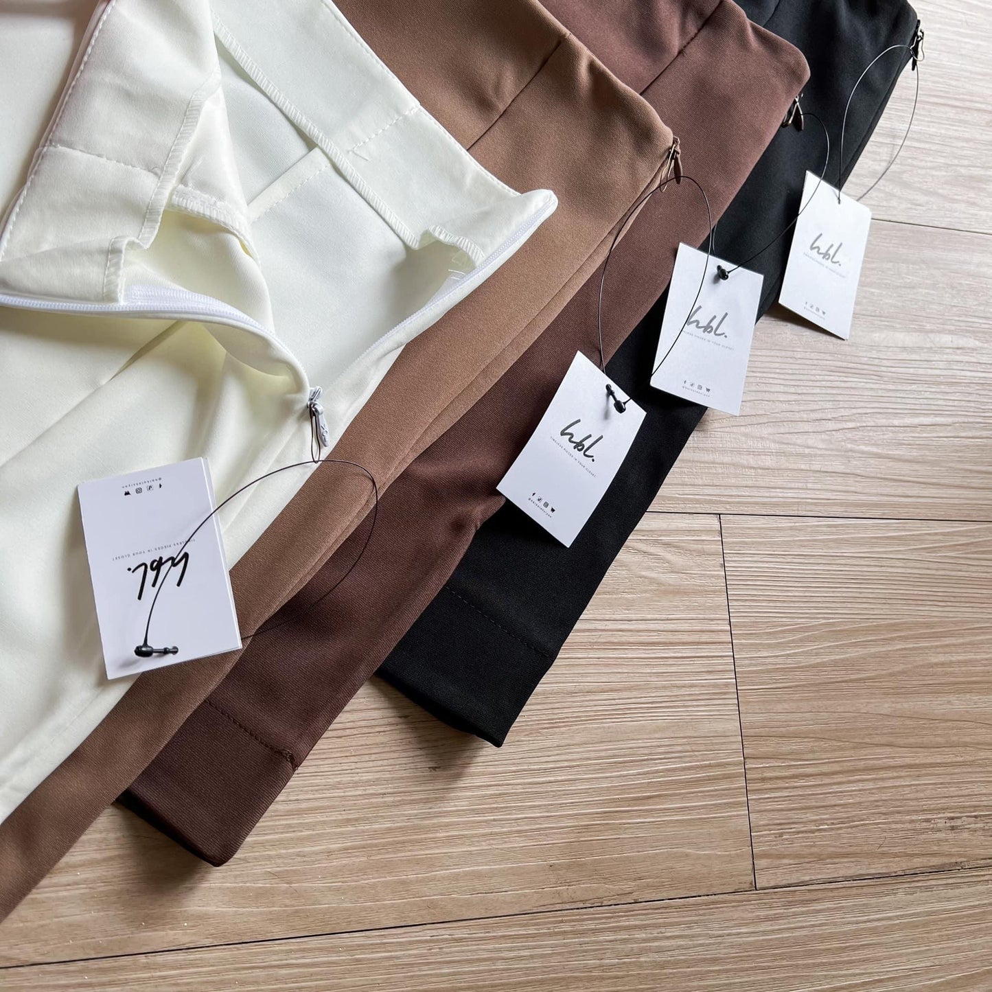 Alma Casual Shorts (Plus-size)