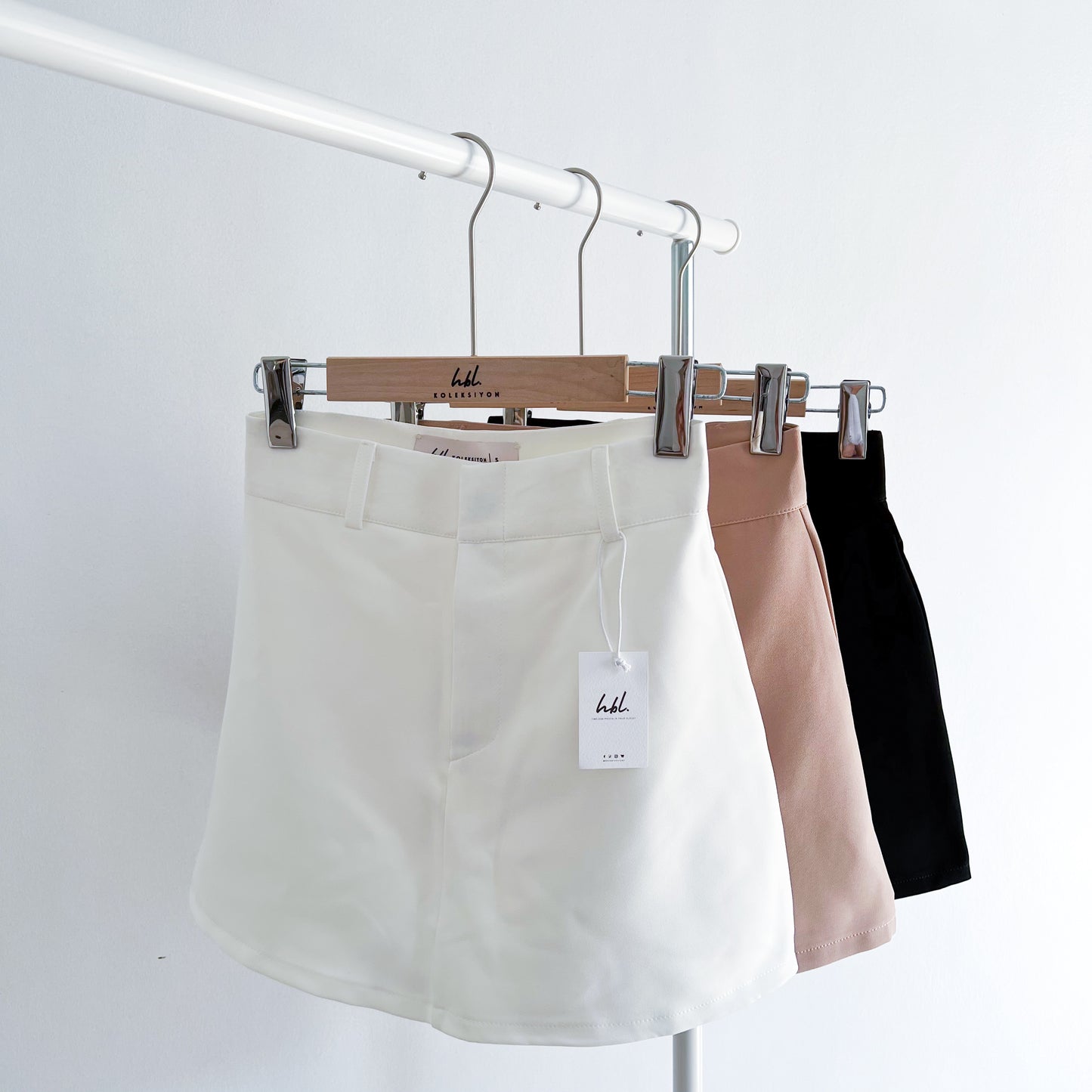 Monroe Skort