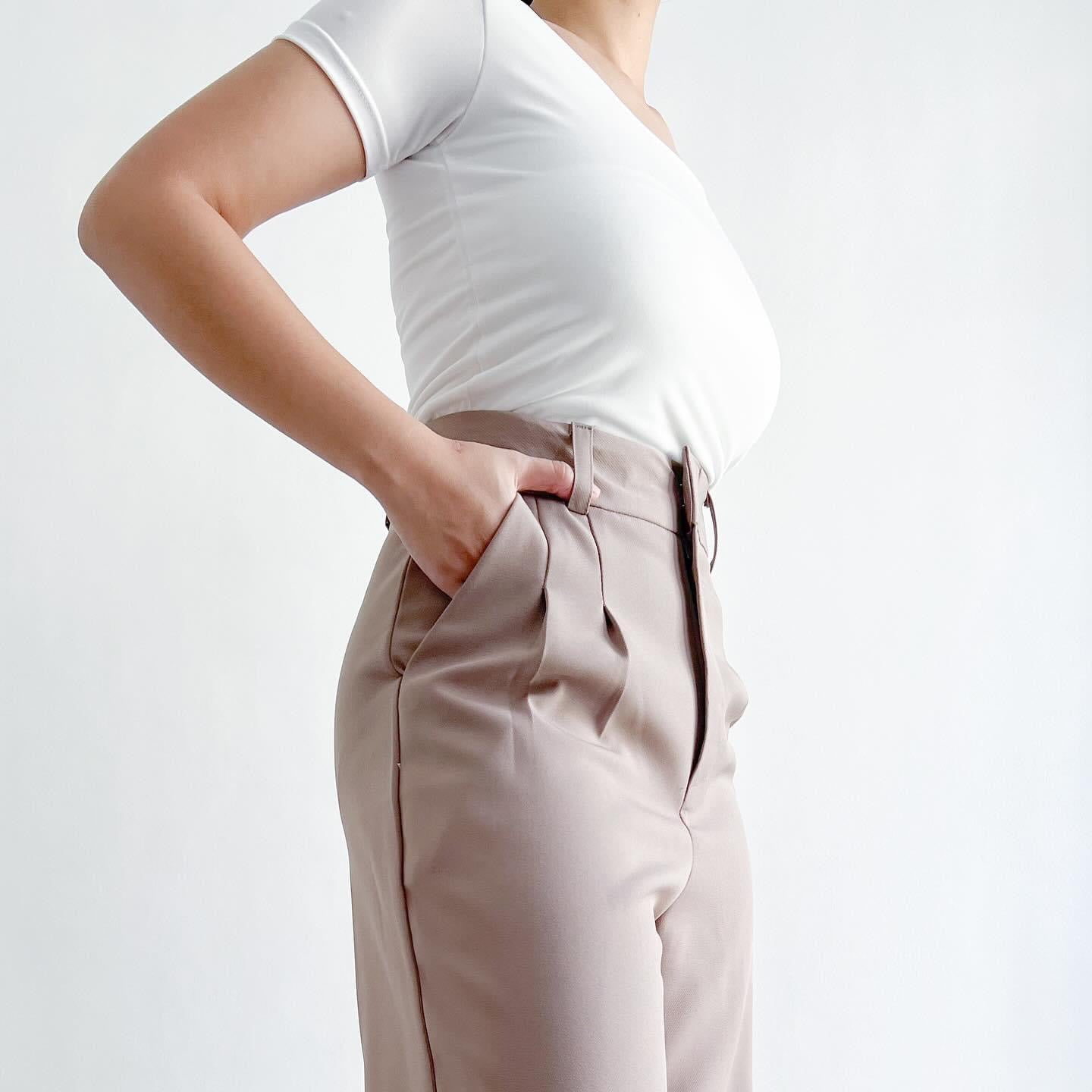 Eloise Pleated Straight Pants