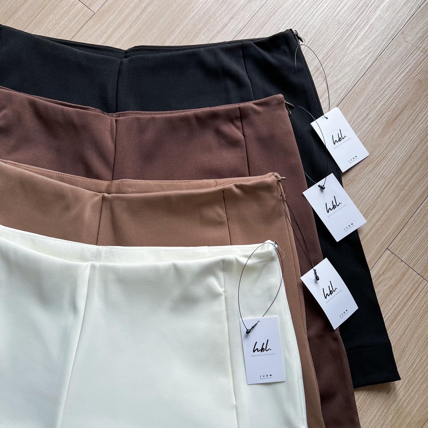 Alma Casual Shorts (Plus-size)