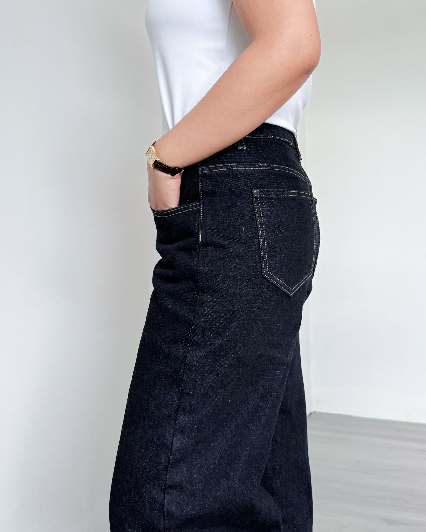 Victoria Straight Fixed Cuff Denim Jeans