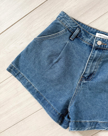 Isabela Pleated Wide Leg Denim Shorts