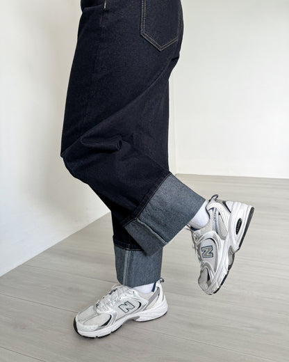 Victoria Straight Fixed Cuff Denim Jeans