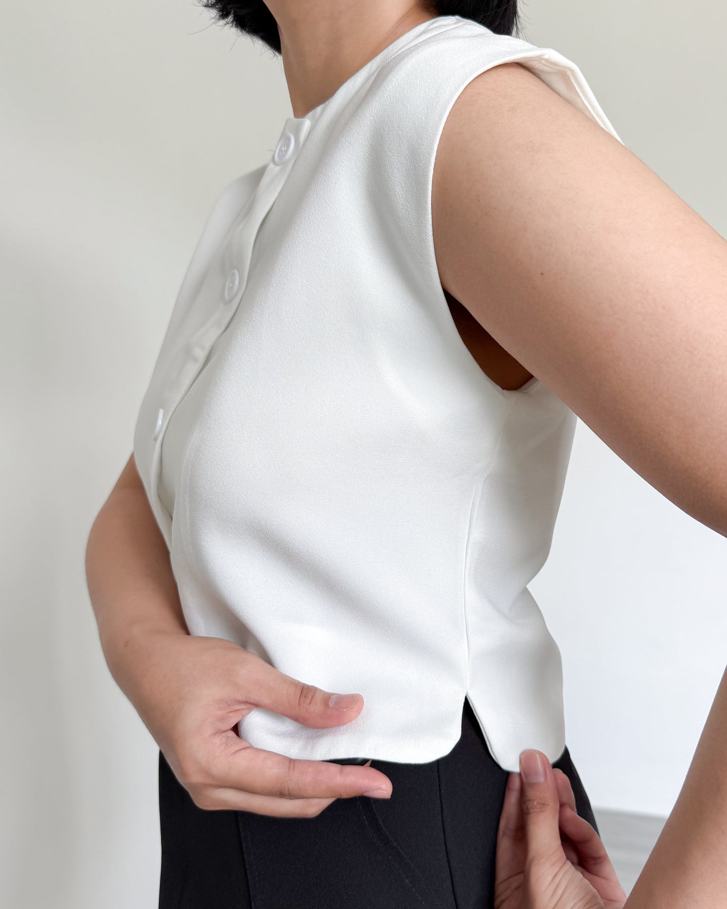 Isadora Relaxed Button Down Boxy Crop Top