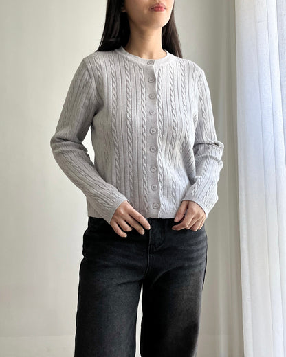 Hiraya Cable Knit Crew Neck Short Cardigan