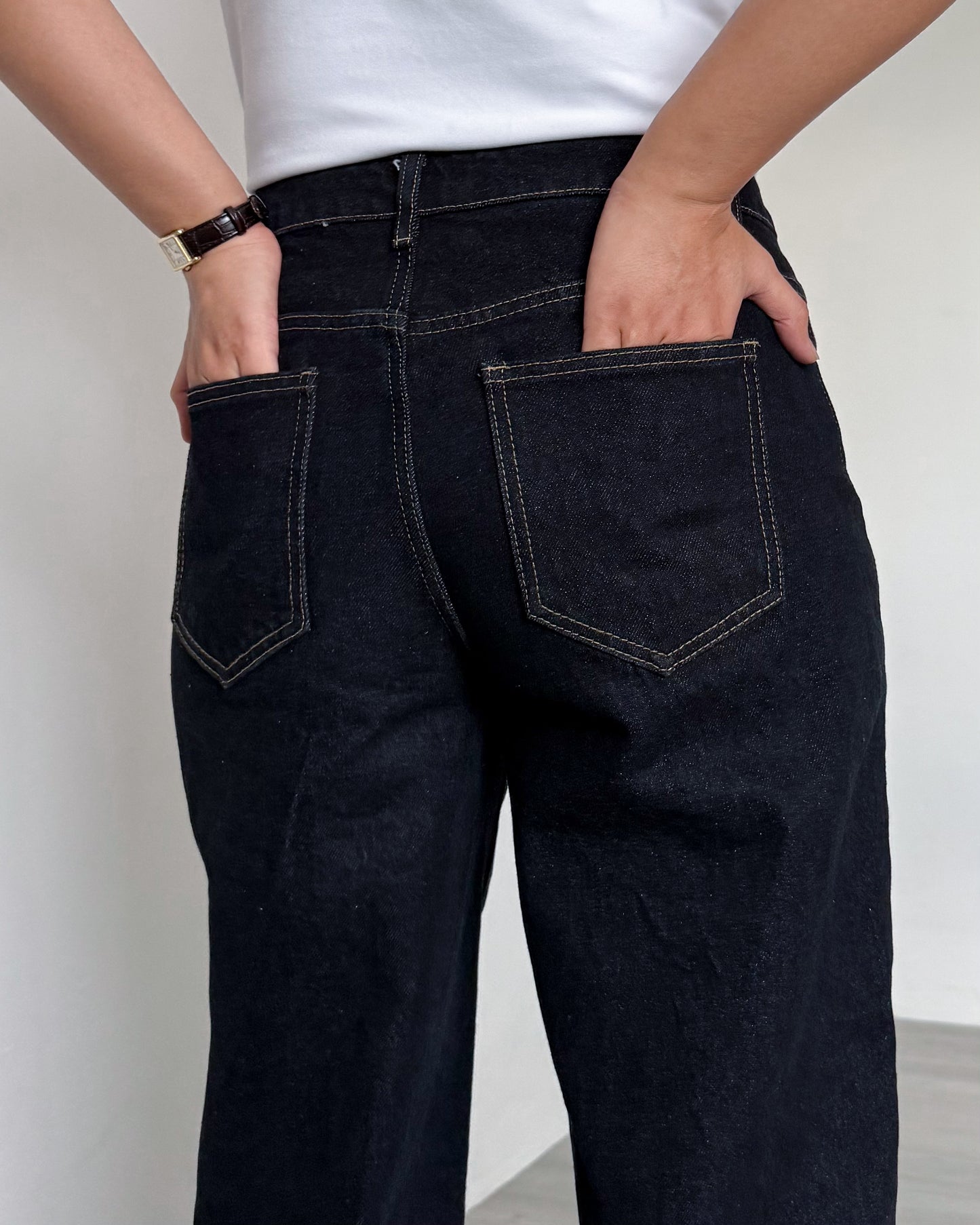 Victoria Straight Fixed Cuff Denim Jeans