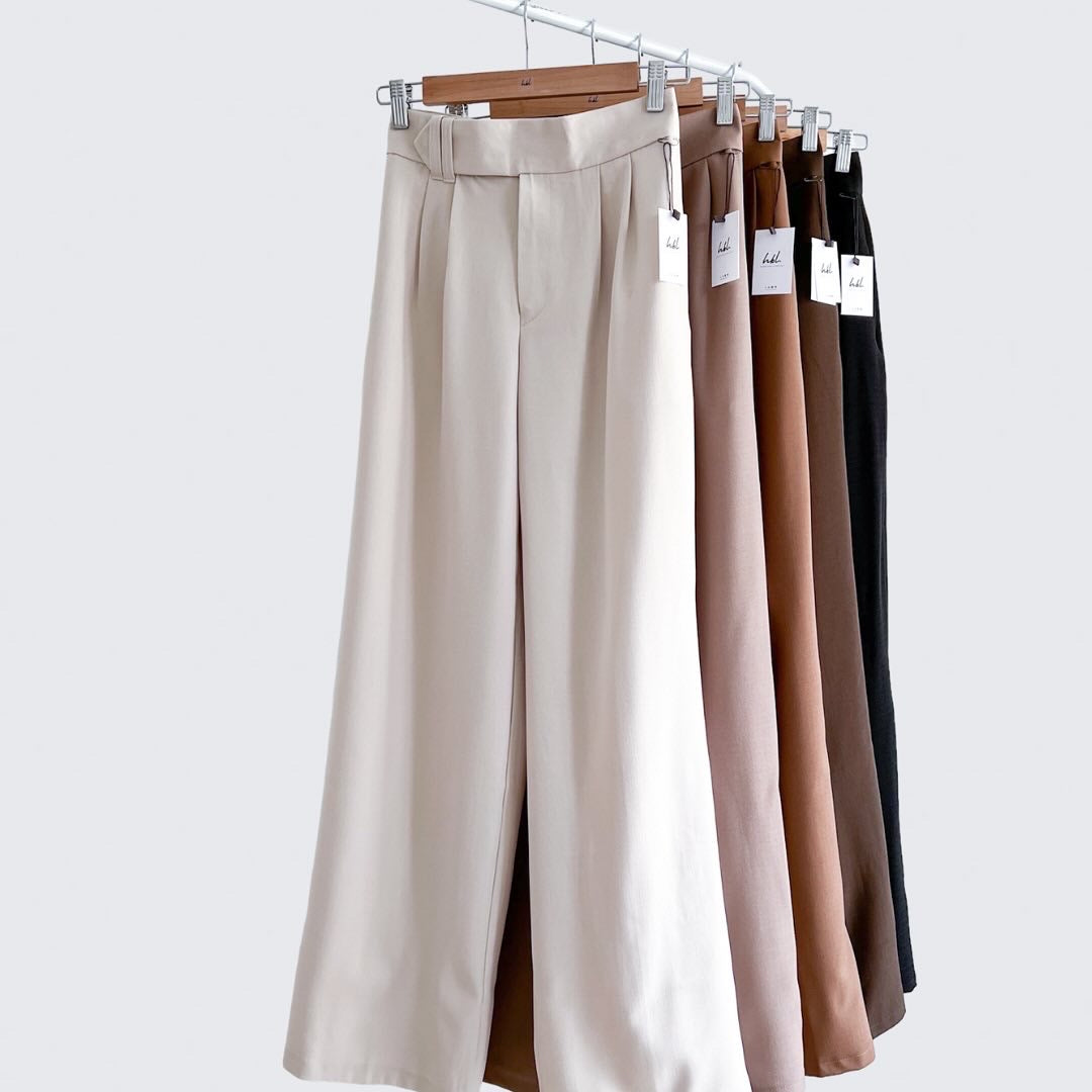 Siena Pleated Relaxed Straight Pants