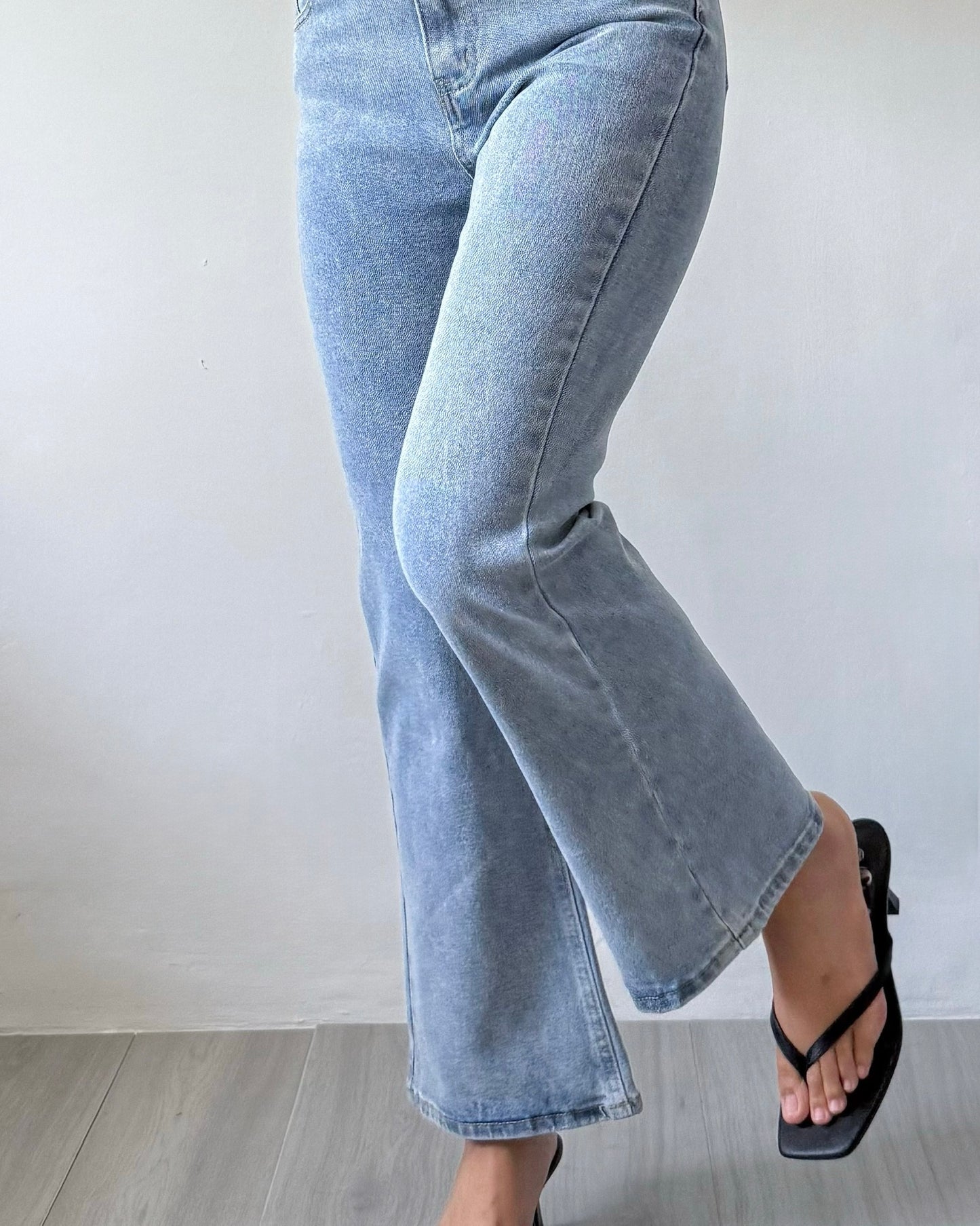 Elle Flared High Waisted Denim Jeans