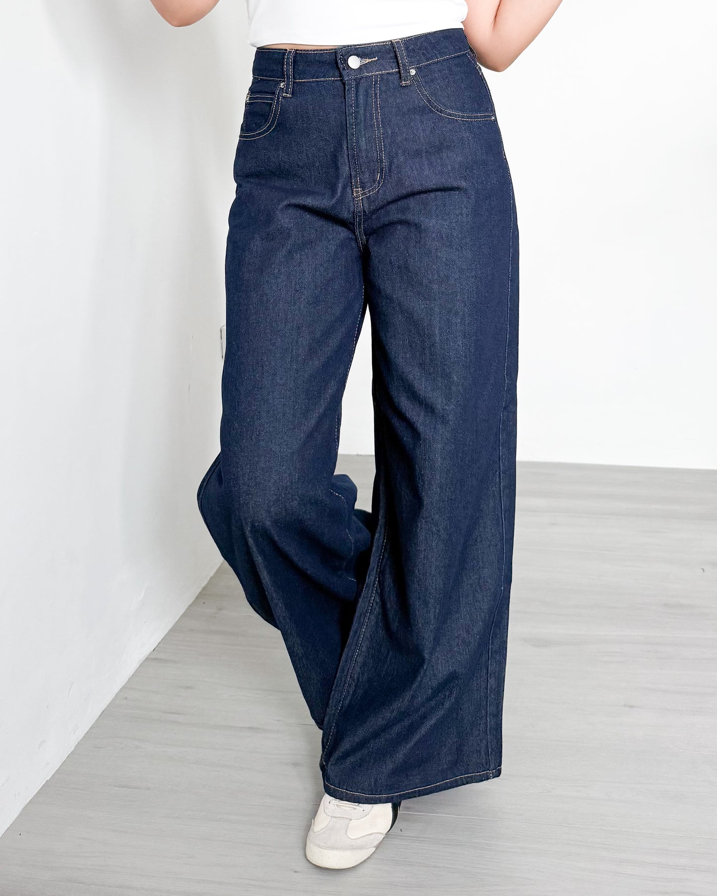 Tala Wide Leg Denim Jeans