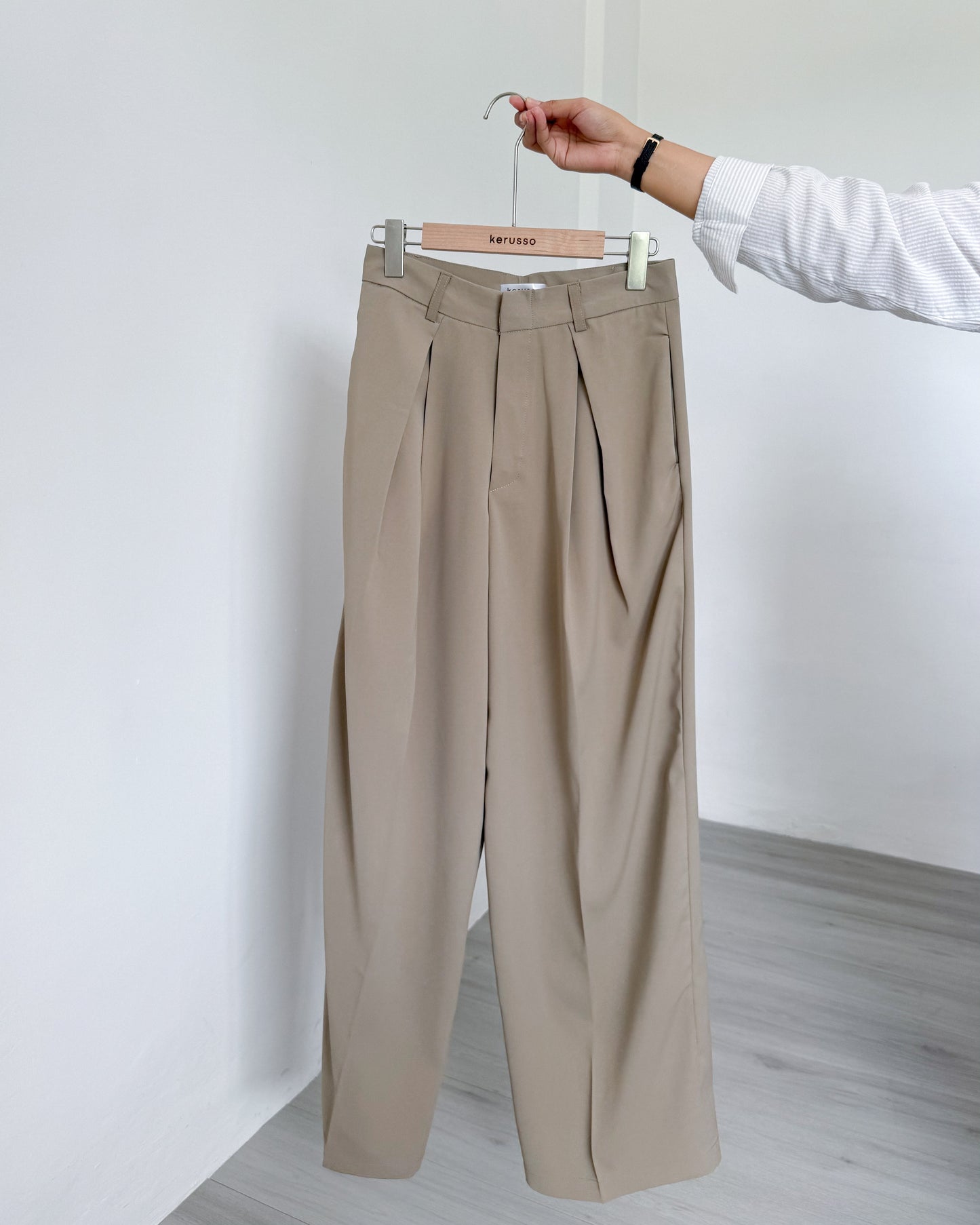 Carmen Wide-straight Trousers