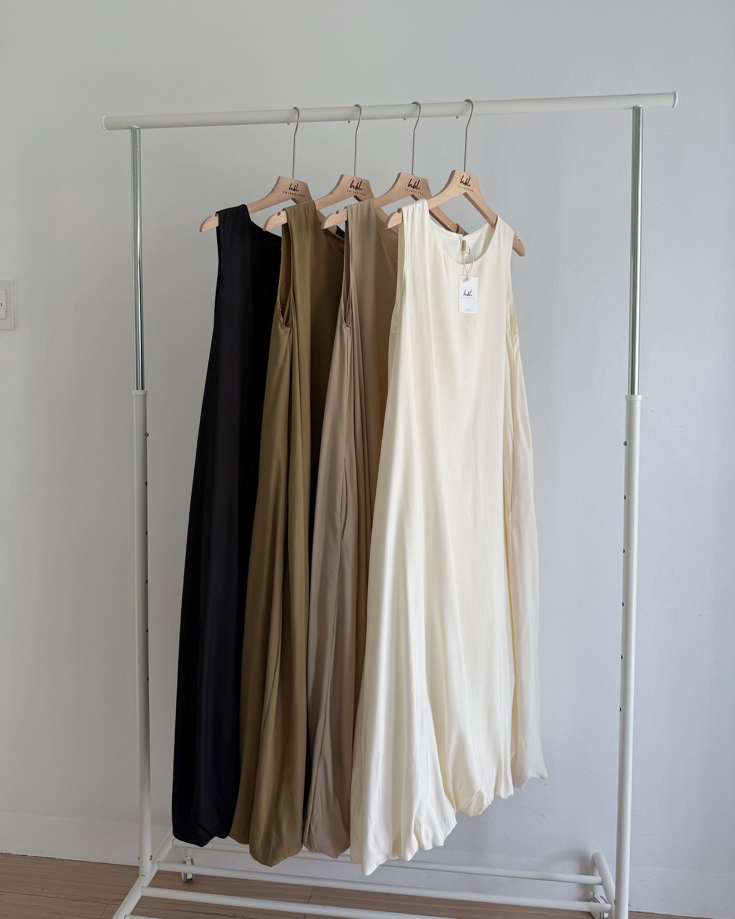 Aster Premium Bubble Hem Maxi Dress with Pockets