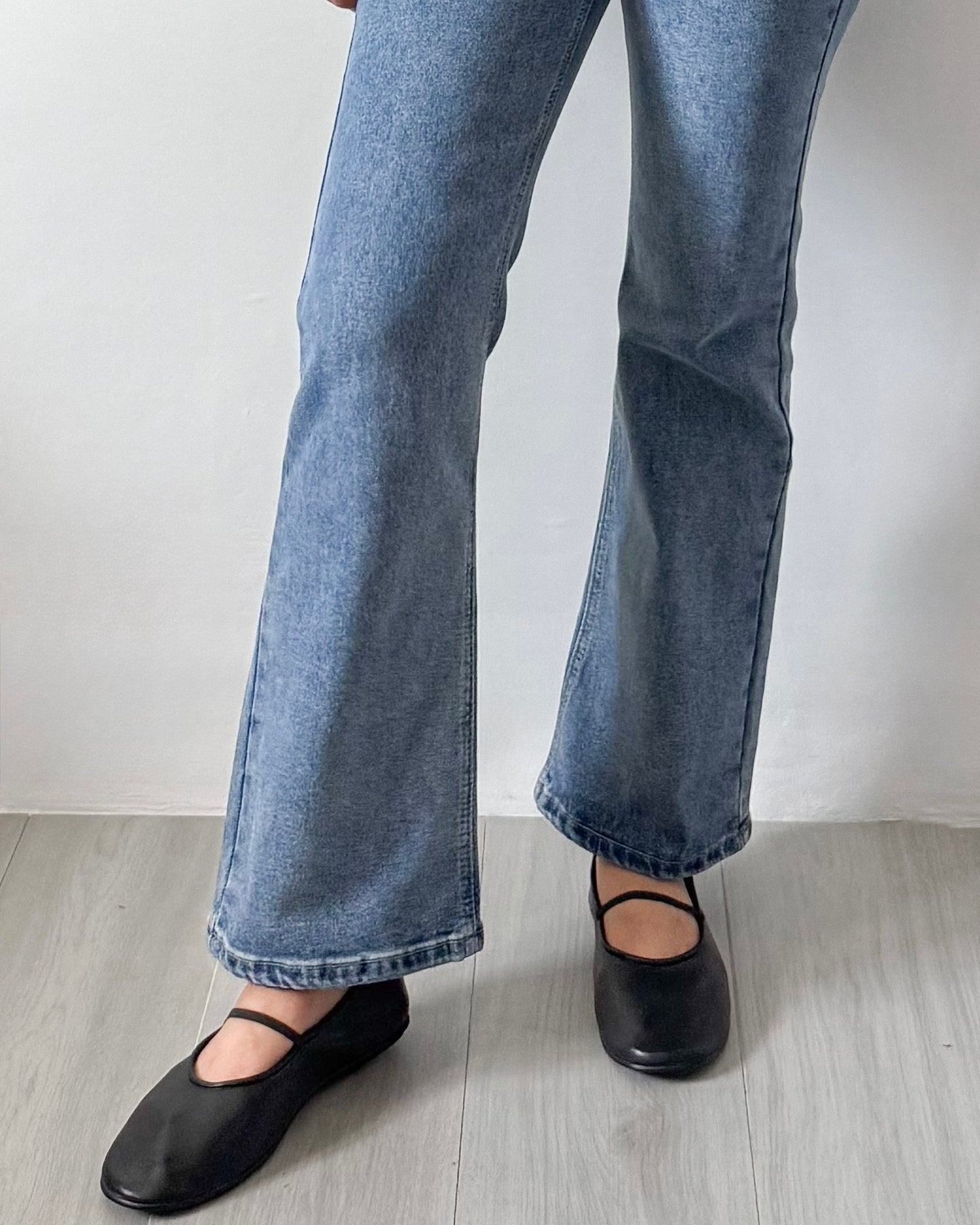 Elle Flared High Waisted Denim Jeans