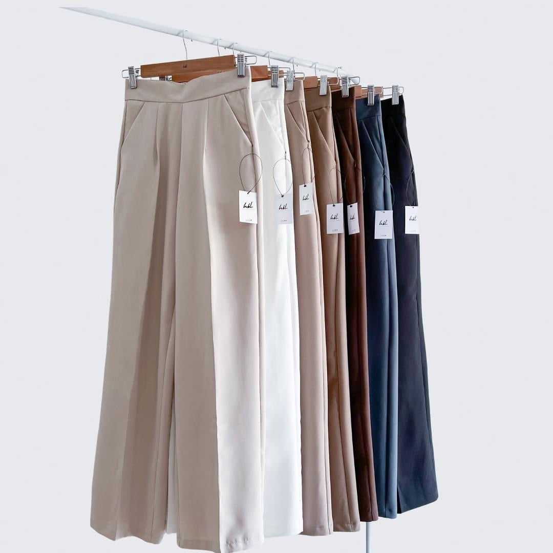 Madonna Pleated Straight Pants