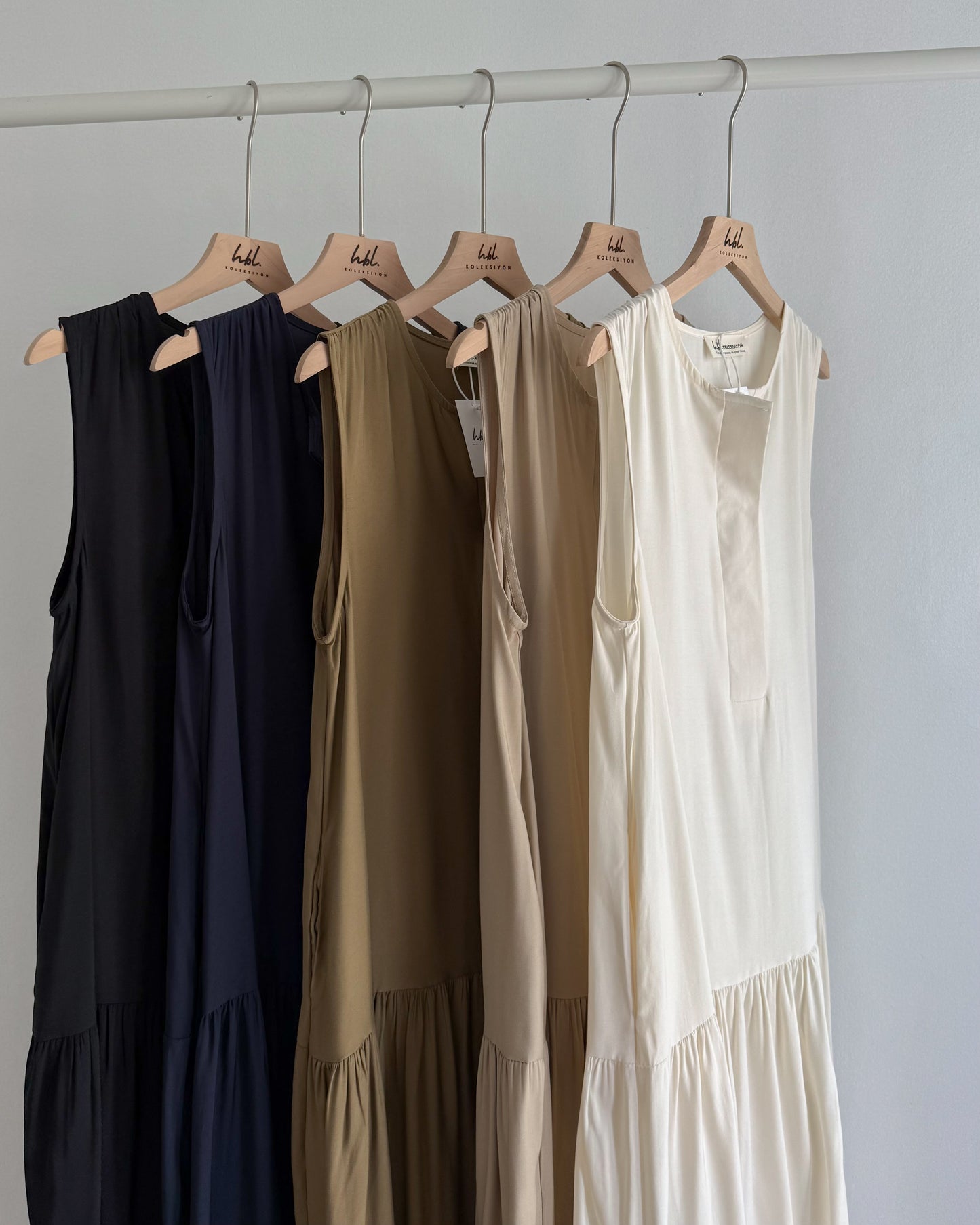 Marigold Half-button Round Neck Pleated Sleeves Dress